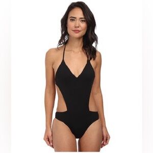 New with tag ROXY WANNA HAVE FUN V NECK ONE PIECE SWIMSUIT BLACK XL